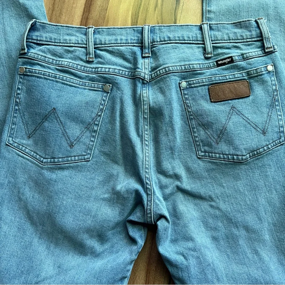 Wrangler Sky Blue Distressed Straight Jeans - Picture 7 of 13